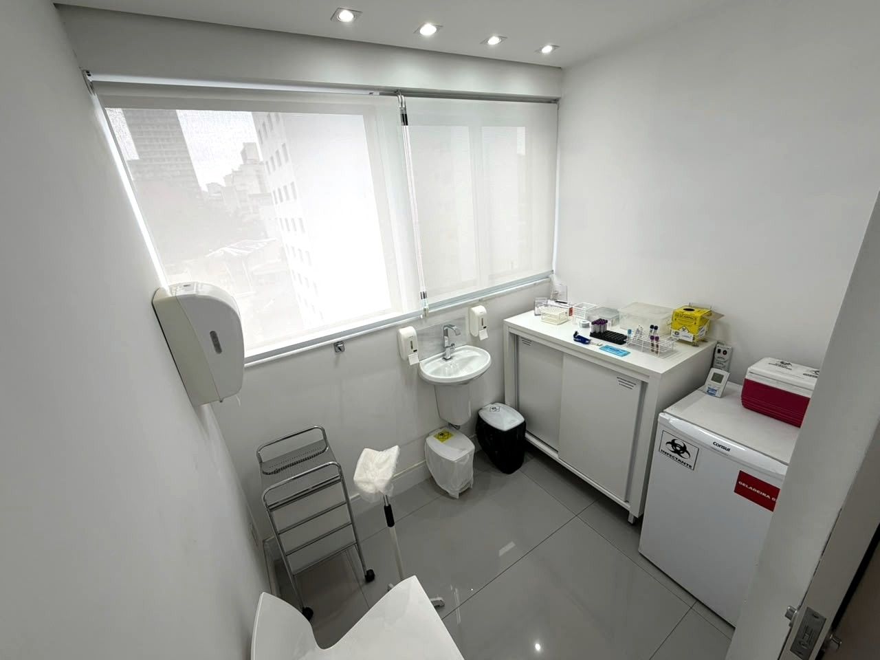 Bancada da sala de coleta